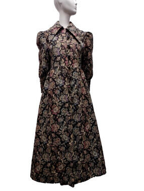 Vintage Tapestry Boho Coat Wide Collar Victorian Chic Lavender Burgundy S/ Med